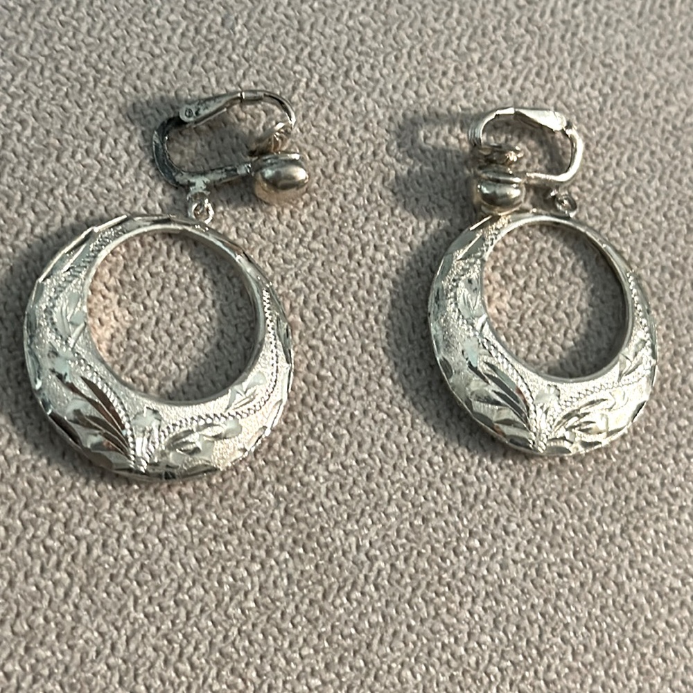 Etched Vintage Sterling Silver Earrings - Picture 1 of 3